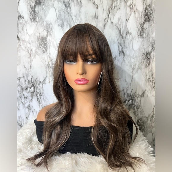21 In Chocolate Brown wig with Light Blonde Highlights - Picture 1 of 9